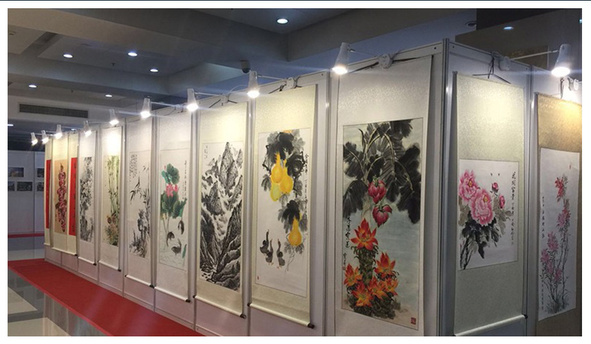 八棱柱掛畫展板